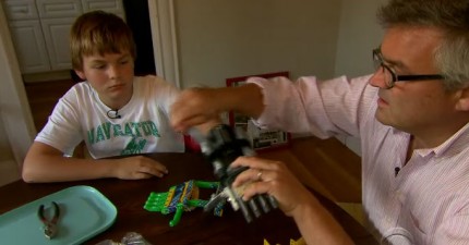 Paul-Mccarthy3D列印出兒子的手